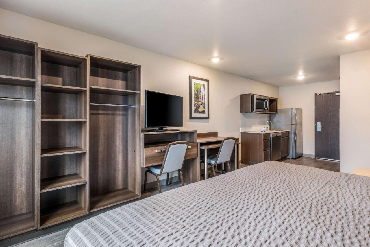 Woodspring Suites Линден Экстерьер фото